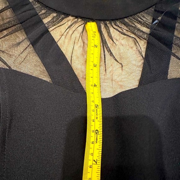 NWT Maggy London cocktail Dress, Illusion Round Neck Cap Sleeve Sheath Size 10 - Picture 9 of 14